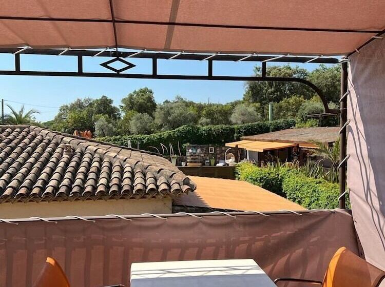 디럭스 스위트, Bastide De Ramatuelle