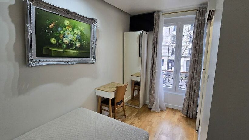 Chambre Standard, Camelia Prestige   Place De La Nation
