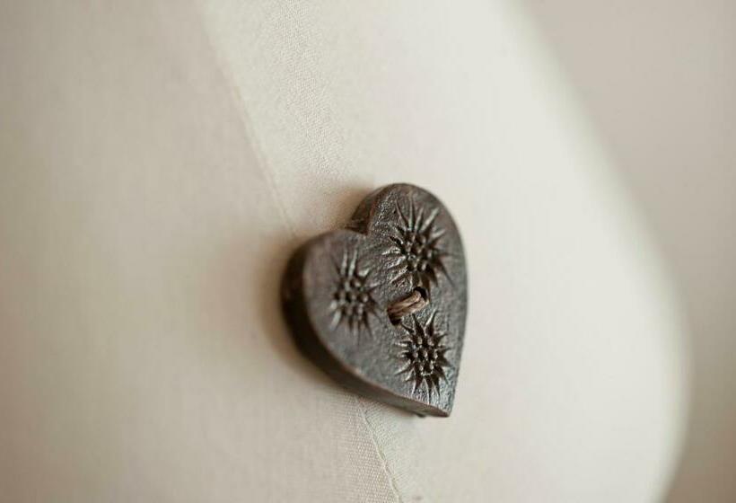 Pokój Standard Trzyosobowy, Chalet Hotel La Tarine