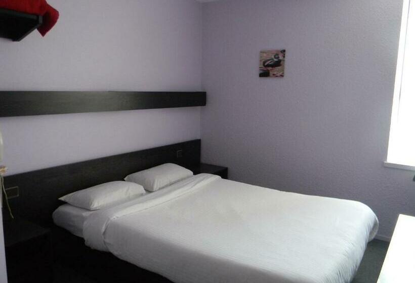 חדר סטנדרט, Class Hôtel