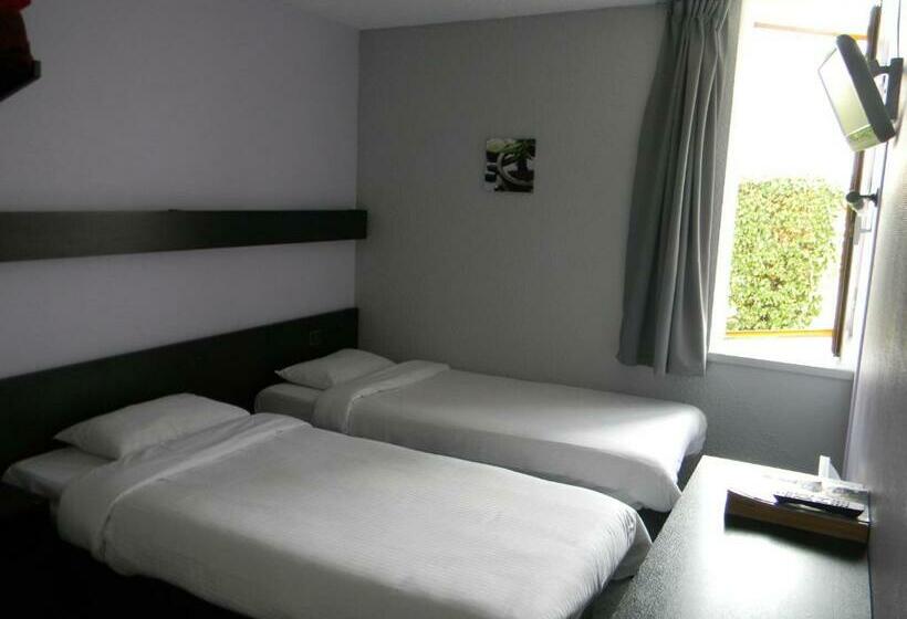 חדר סטנדרט, Class Hôtel