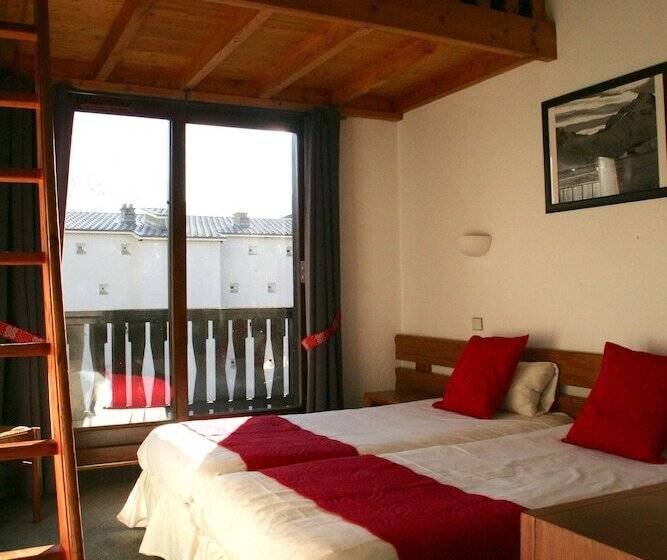 家庭间, De La Valentin