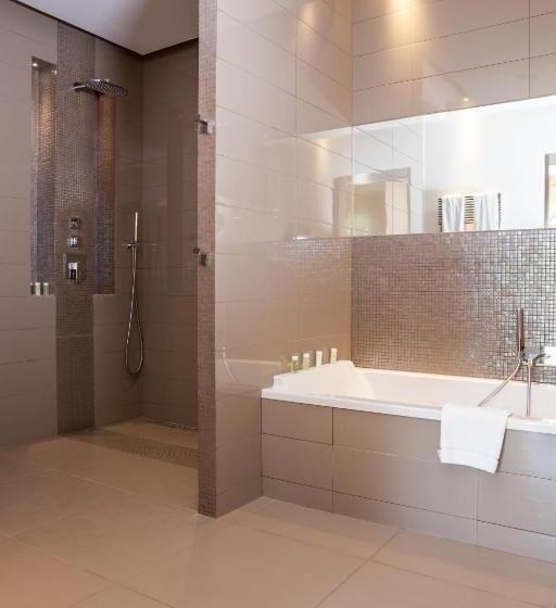 테라스 디럭스 룸, Domaine De Verchant & Spa   Relais & Châteaux