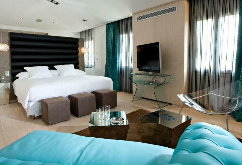 디럭스 룸, Domaine De Verchant & Spa   Relais & Châteaux