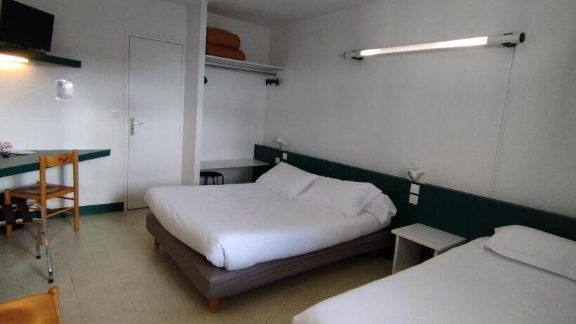 חדר קומפורט לשלושה, Du Rocher