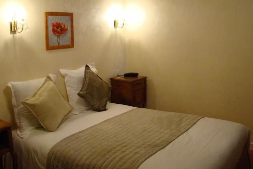 חדר סטנדרט, Du Tertre