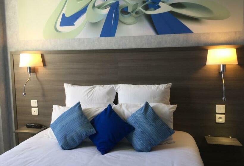 غرفة قياسية, Hôtel De L Avenue