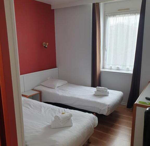 חדר סטנדרט לארבעה, Hôtel Hermance