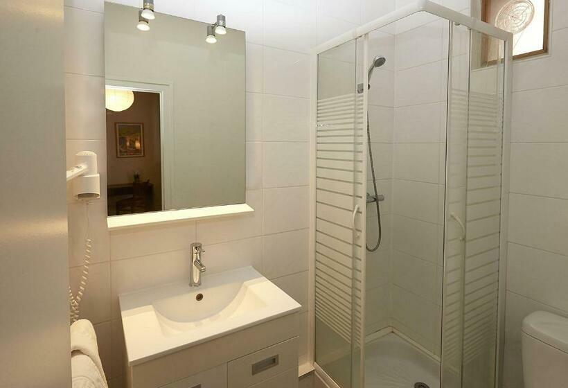 חדר סטנדרט, Hôtel Le Foch