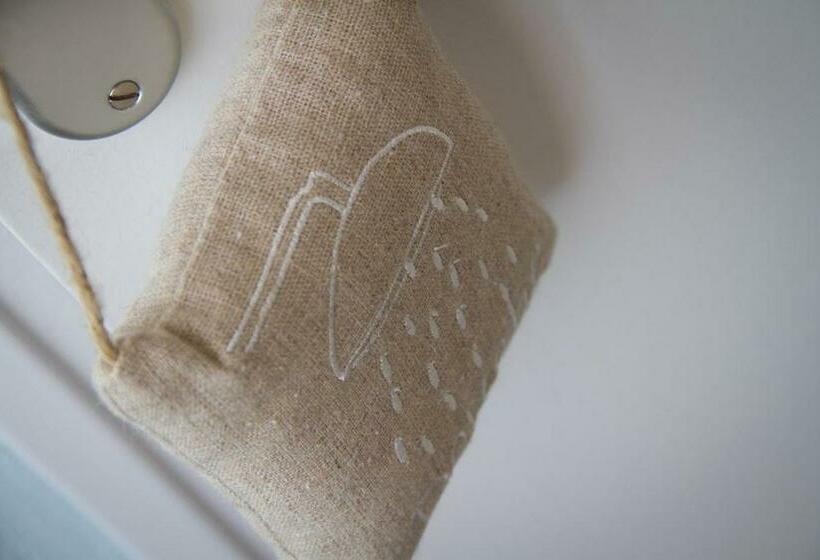 基本间, Hôtel Le Vert Bois