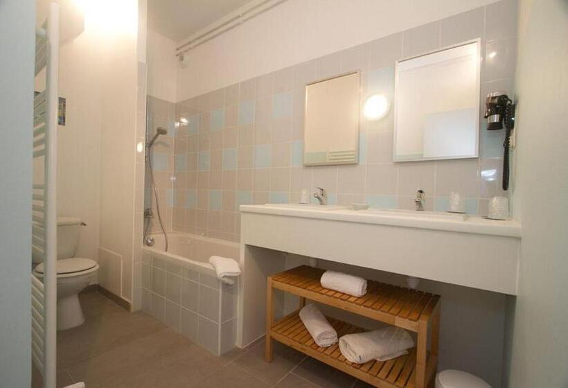 Семейный Номер, Hôtel Le Vert Bois