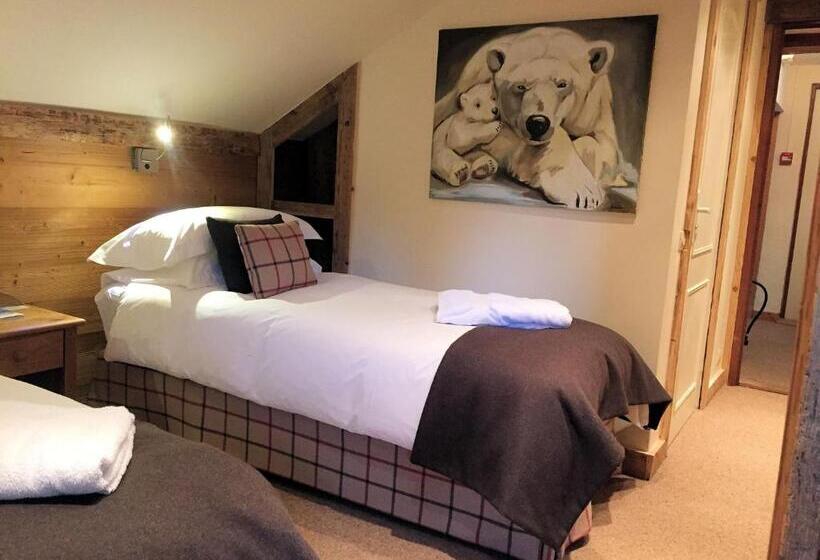 シティビューのスーペリアルーム, Hôtel Les Cimes