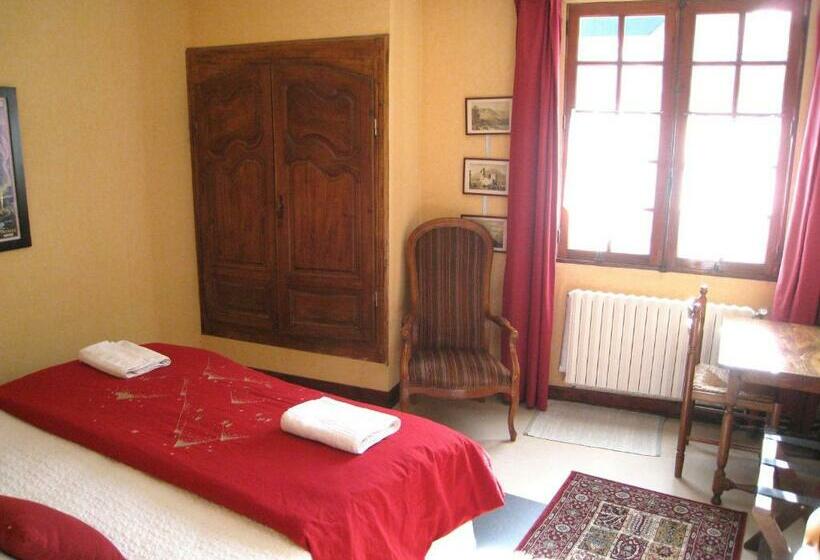 חדר סטנדרט, Hôtel Les Templiers