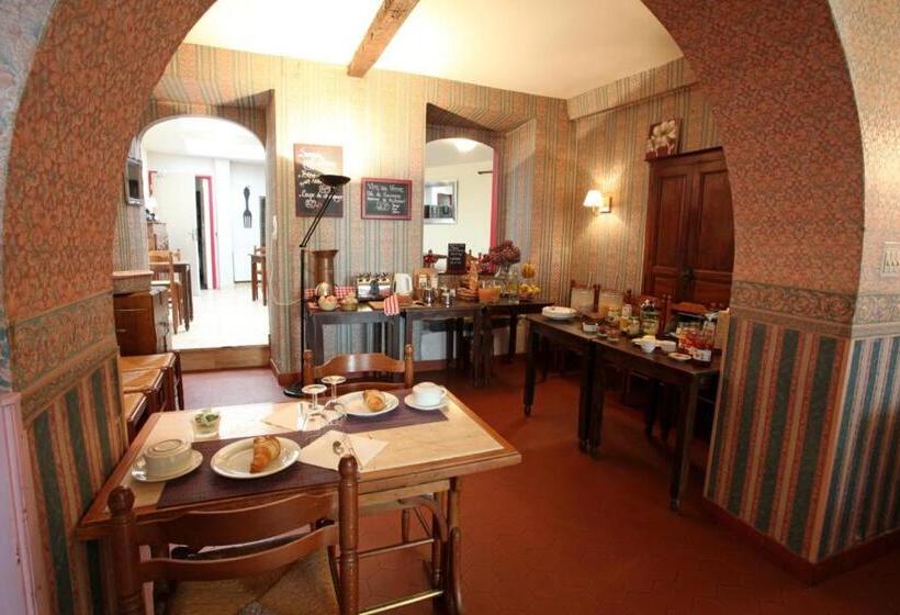 חדר סטנדרט יחיד, Hôtel Les Templiers