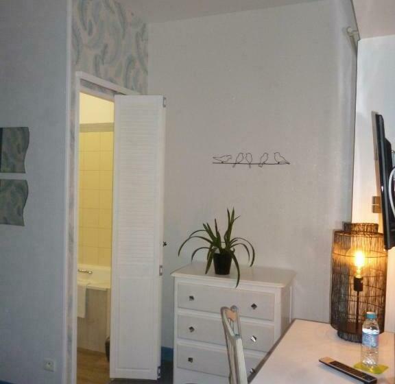 غرفة قياسية فردية, Hôtel Picardia