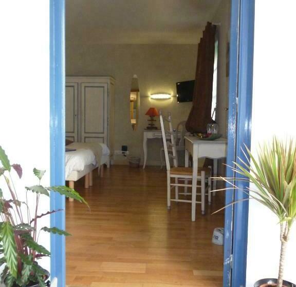 חדר סטנדרט מותאם לאדם עם מוגבלויות, Hôtel Picardia