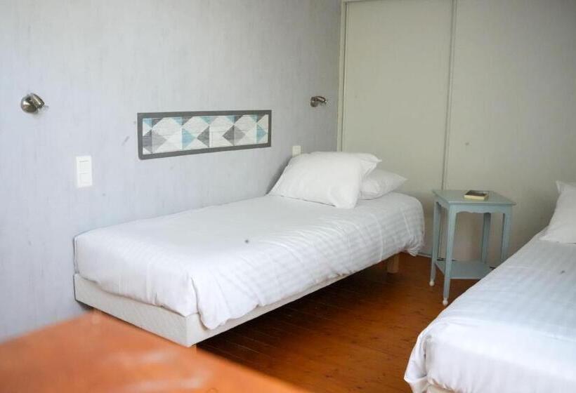 Семейный Номер, Hôtel Picardia