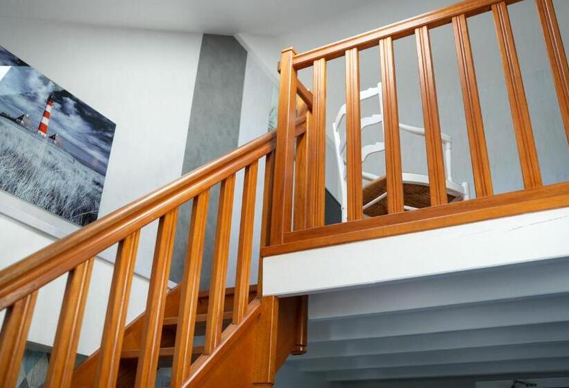 غرفة عائلية, Hôtel Picardia