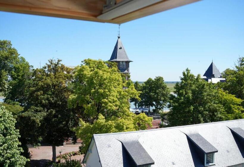 غرفة عائلية, Hôtel Picardia