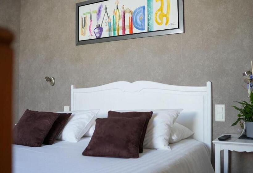 Номер Стандарт Трехместный, Hôtel Picardia