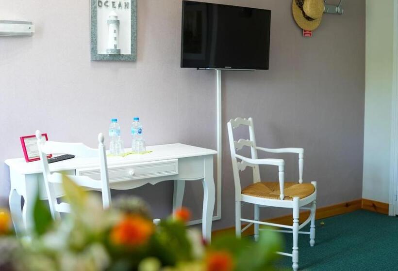 Семейный Номер, Hôtel Picardia