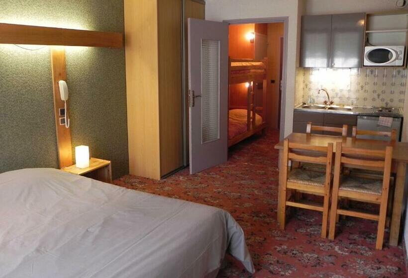 스탠다드 스튜디오 더블 침대, Hôtel Résidence Les Colchiques