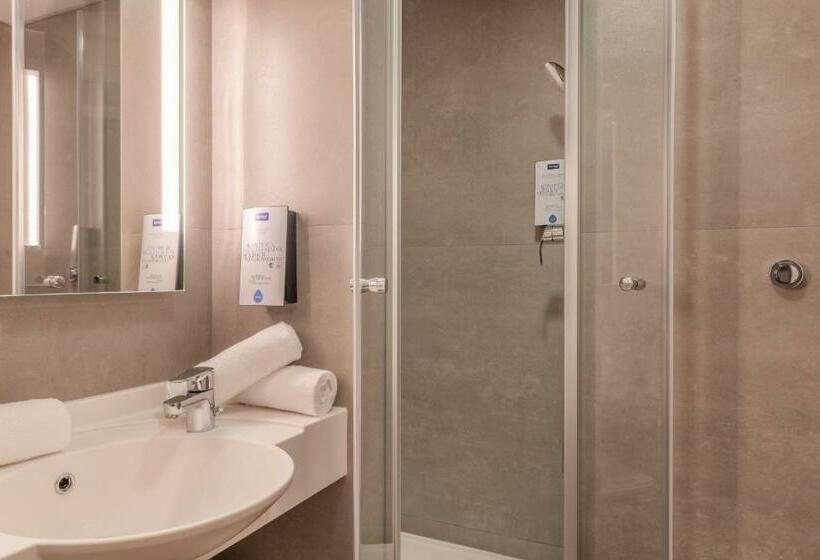 スタンダードルーム, Kyriad Montpellier Ouest St Jean De Védas   A709