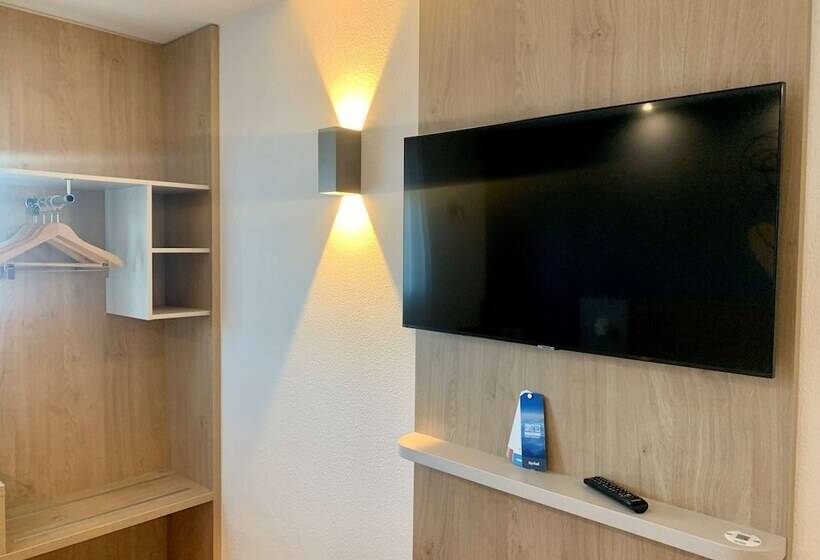 Номер Стандарт, Kyriad Montpellier Ouest St Jean De Védas   A709