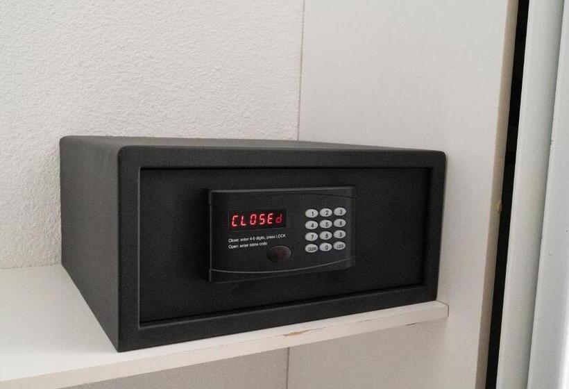 חדר סטנדרט, L Amandiere