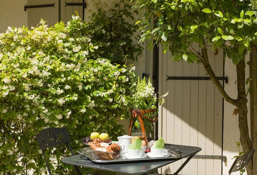 חדר סטנדרט לשלושה, L Amandiere