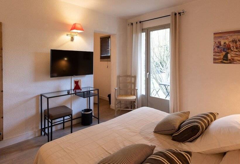 חדר סטנדרט לשלושה, L Amandiere