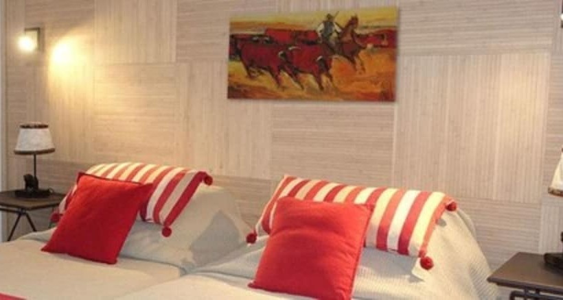 חדר סטנדרט לשלושה, L Amandiere