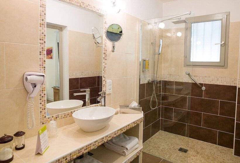 חדר סטנדרט, L Amandiere