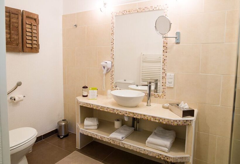 חדר סטנדרט, L Amandiere