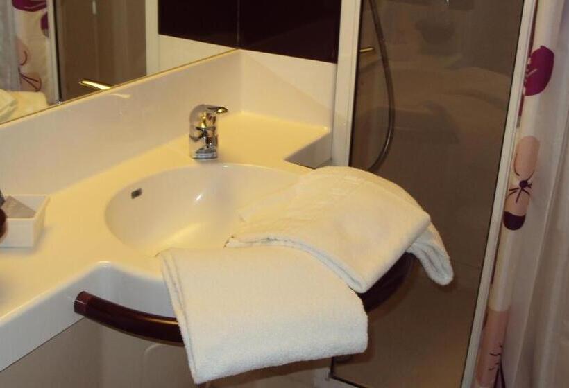 家庭间, L échappée D Oléron