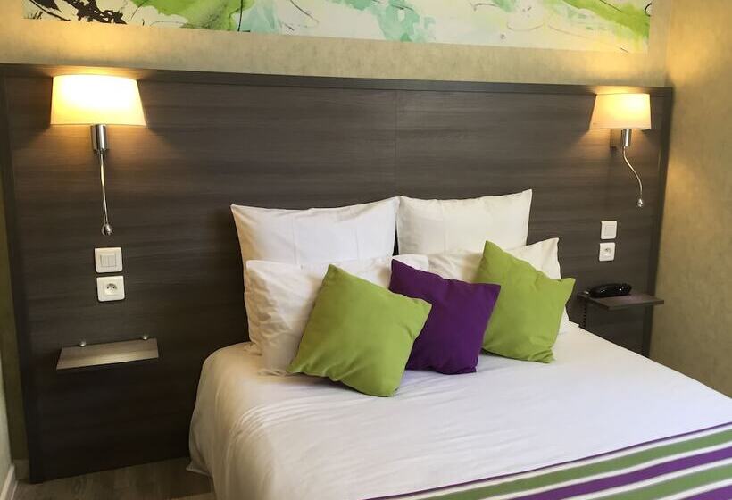 غرفة قياسية, Hôtel De L Avenue