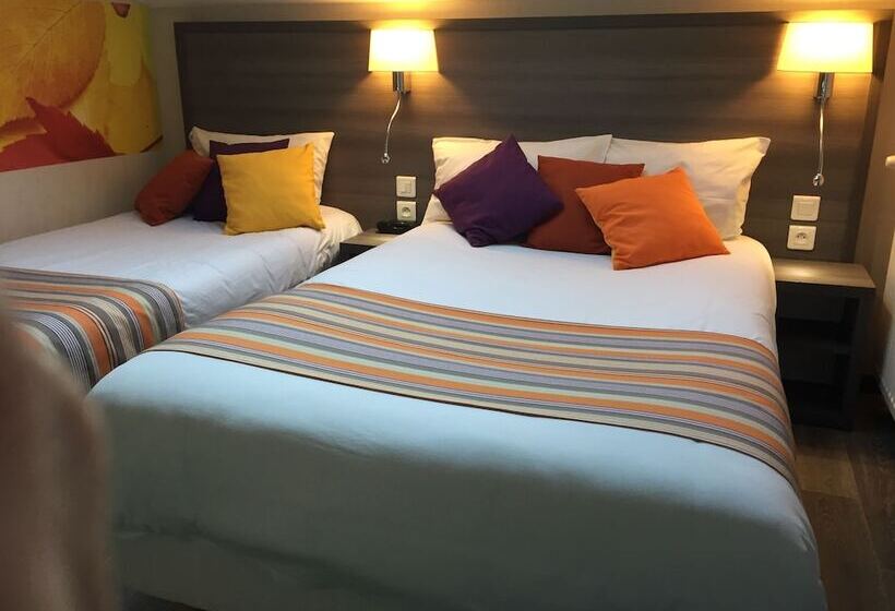 غرفة عائلية, Hôtel De L Avenue