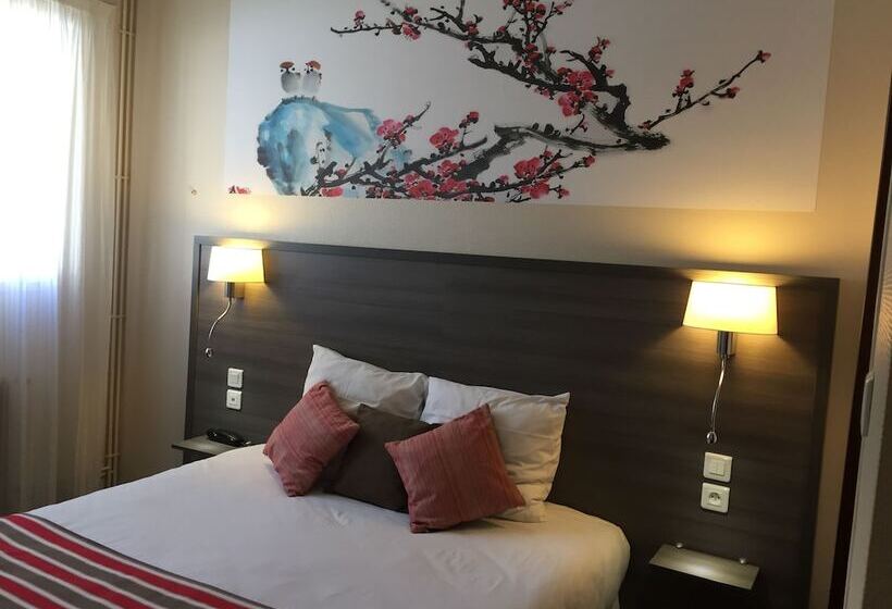 スーペリアールーム, Hôtel De L Avenue