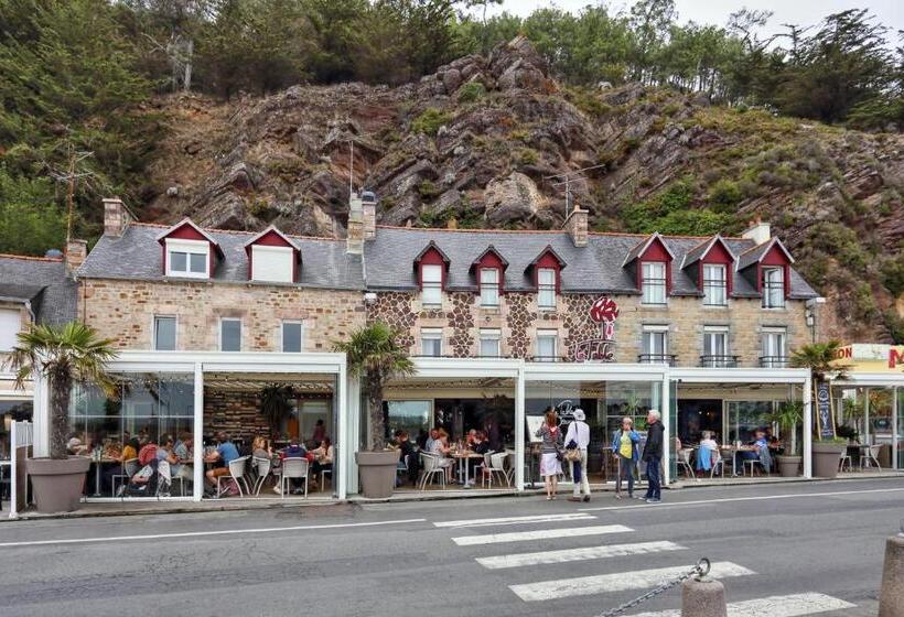 غرفة قياسية مطلّة علي البحر, La Table De Jeanne