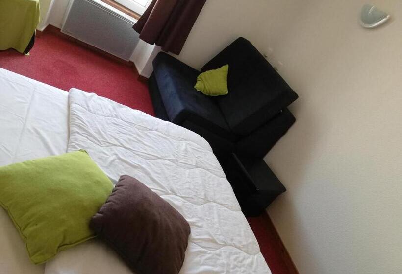Номер Стандарт Трехместный, L'Auberge d'Eygliers