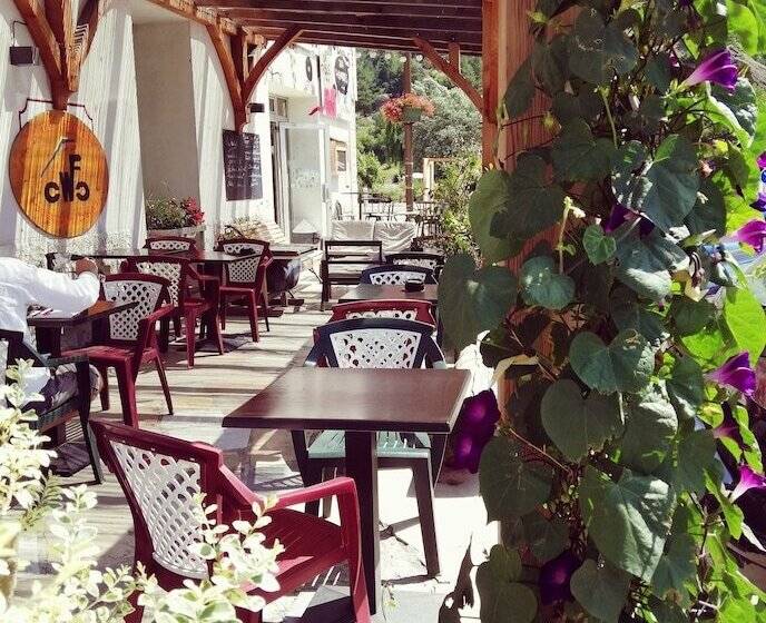 Номер Стандарт Трехместный, L'Auberge d'Eygliers