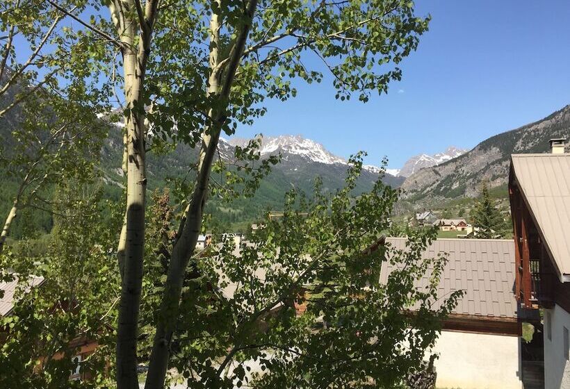 חדר סטנדרט לשלושה, Le Chalet D'en Hô