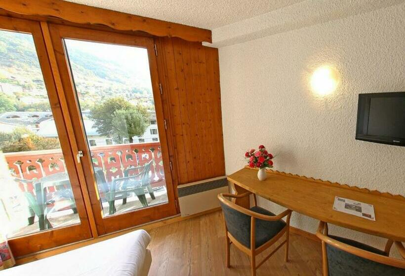 Четырехместный Номер Стандарт, Les Chalets