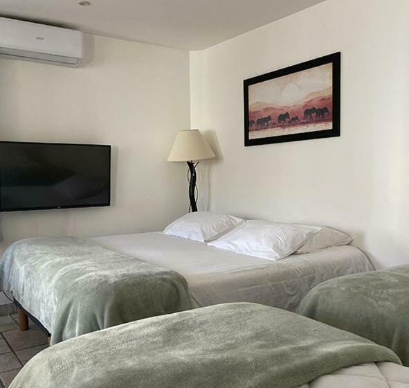 Quarto Familiar, Les Loges Du Luberon