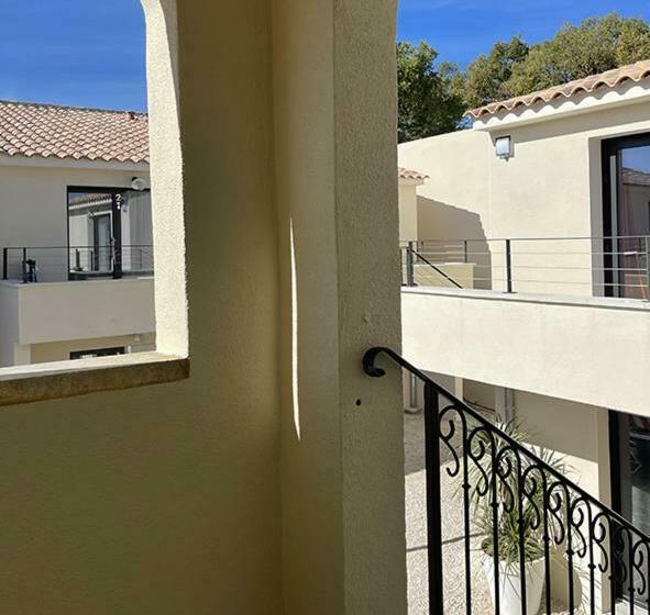 غرفة عائلية, Les Loges Du Luberon