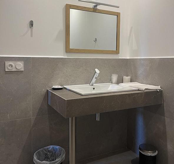 Номер Стандарт Трехместный, Les Loges Du Luberon