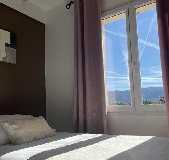 Номер Стандарт, Les Loges Du Luberon