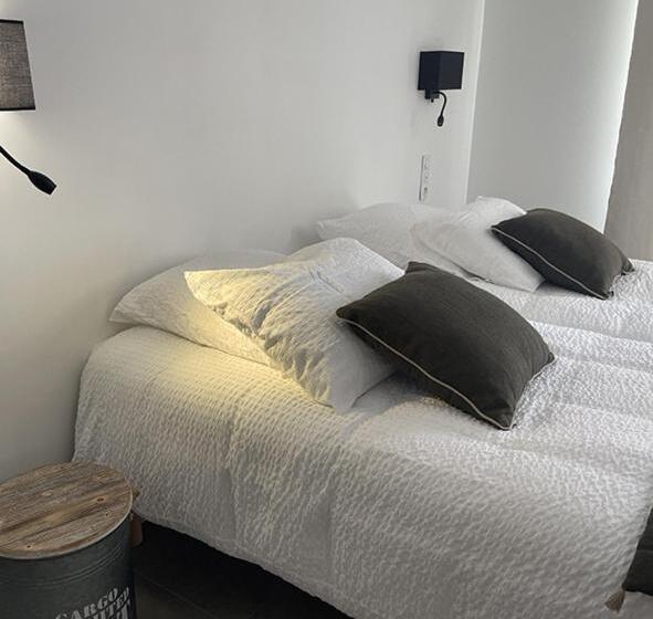 Четырехместный Номер Стандарт, Les Loges Du Luberon