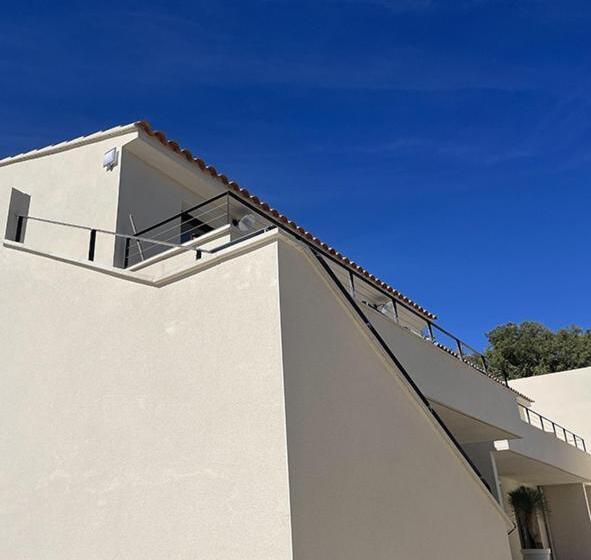 חדר סטנדרט לארבעה, Les Loges Du Luberon