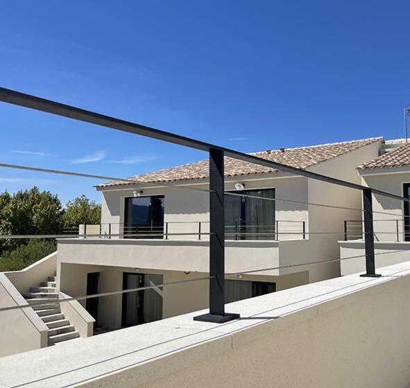 Четырехместный Номер Стандарт, Les Loges Du Luberon